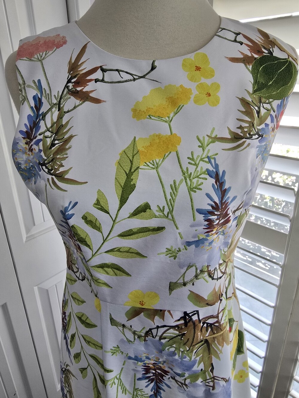 FOND White Floral Botanical Sleeveless A-Line Dress - Picture 2 of 9